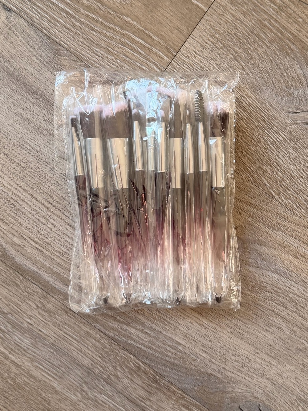 NEW 15-Piece Makeup Brush Set